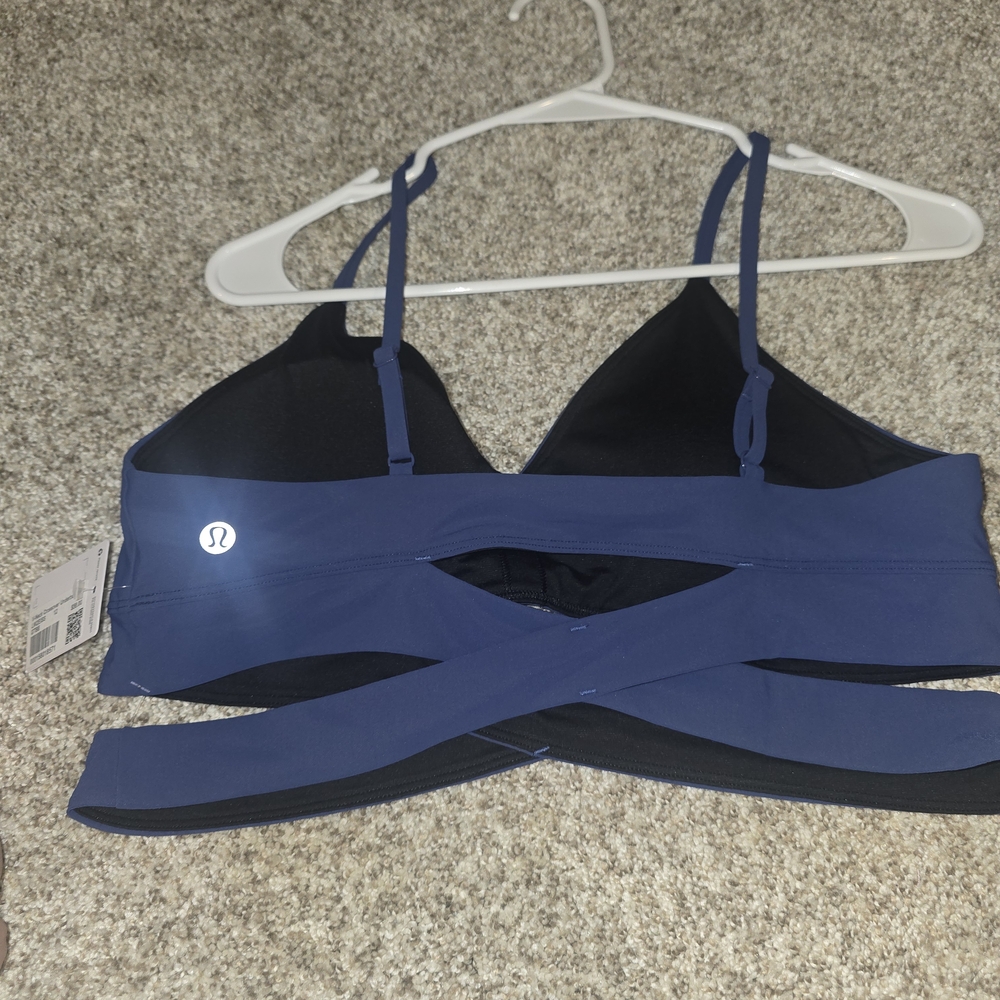 lululemon athletica Women's Navy Strappy Bra
